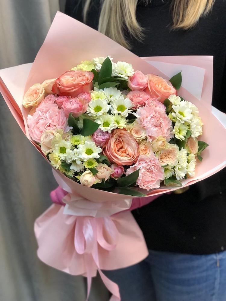 Букет цветов из: Гвоздики, Розы и Хризантемы в Калачеевском