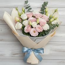 Букет цветов из:  Лизиантусы в Калачеевском