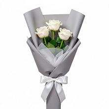 Букет 3 белые розы в Калачеевском