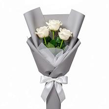 Букет 3 белые розы в Калачеевском