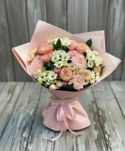 Букет цветов из:  Гвоздики, Розы и Хризантемы в Калачеевском