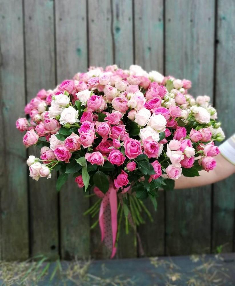 Букет Розовые кустовые розы Натали и Лав Лидия в Калачеевском