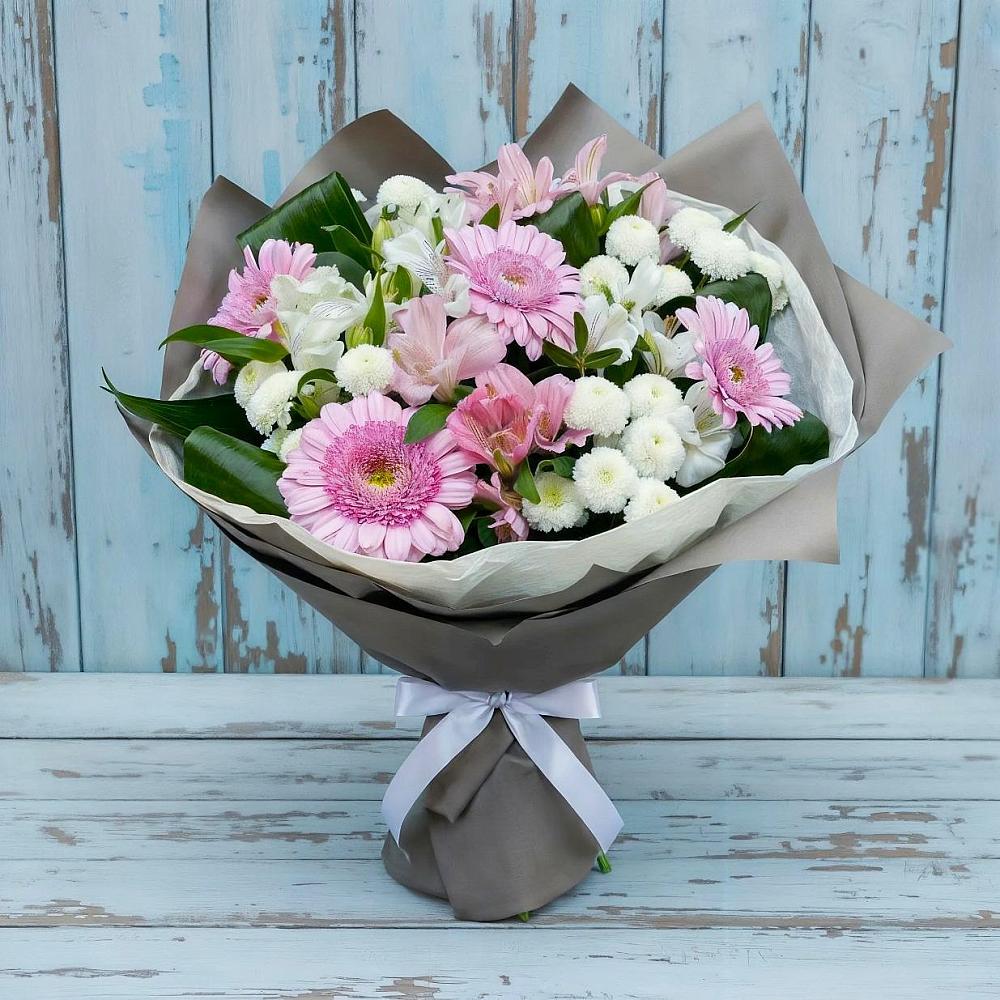 Букет цветов из: Герберы, Альстромерии и Хризантемы в Калачеевском